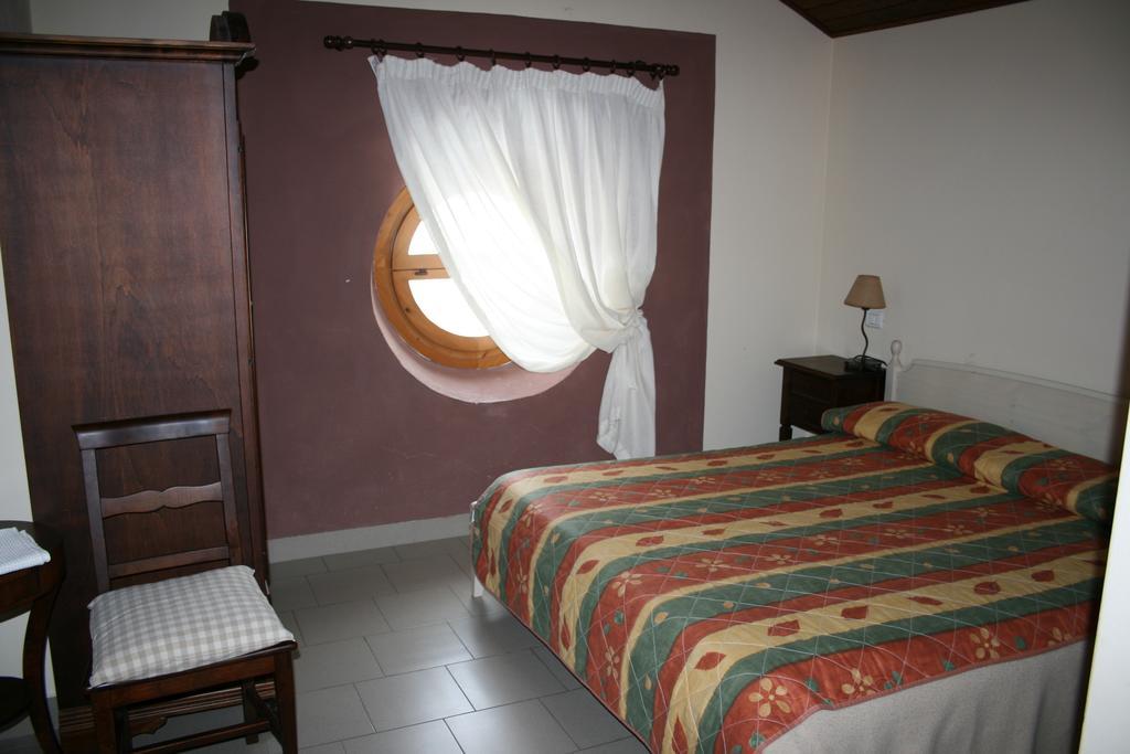 Locanda Del Sorriso Entracque Ruang foto
