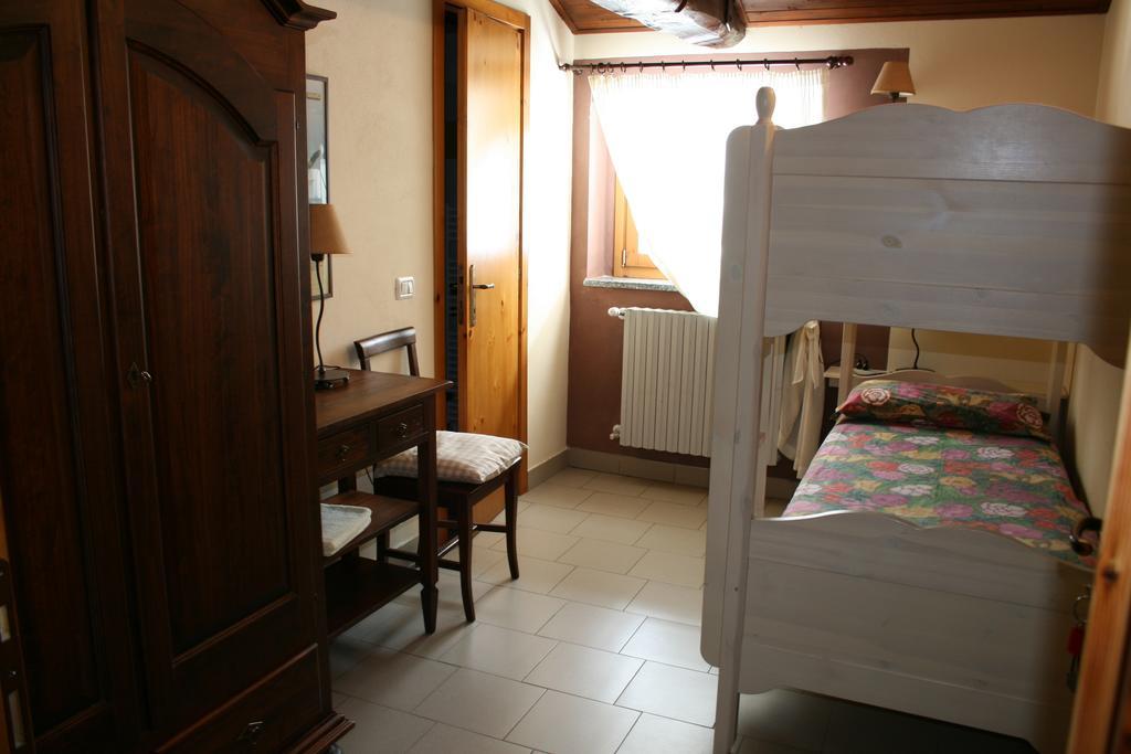 Locanda Del Sorriso Entracque Ruang foto